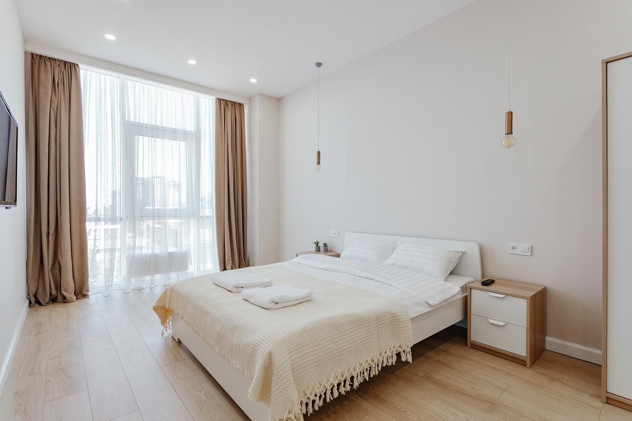 Skycity Apartments Odessa Extérieur photo